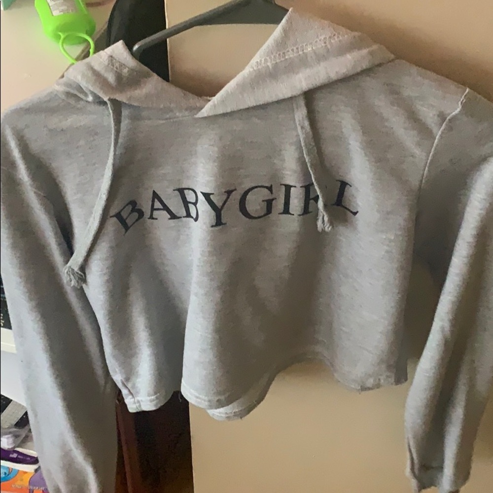 Cropped long sleeve